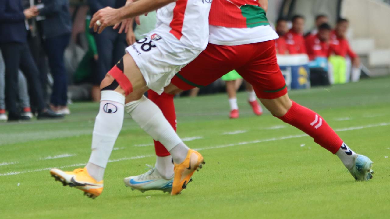 Oktaş Uşakspor Karşıyaka’ya Karşı Direndi Ama Yetmedi