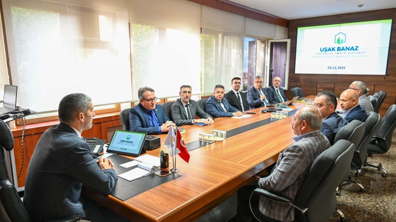Uşak-Banaz’da Jeotermal Seracılığa Yeni Adım Değerlendirme Toplantısı Yapıldı