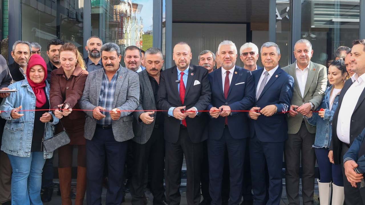 Köy Muhtarları Derneği’nin Ofisi Tiritoğlu Parkı'nda Hizmete Girdi