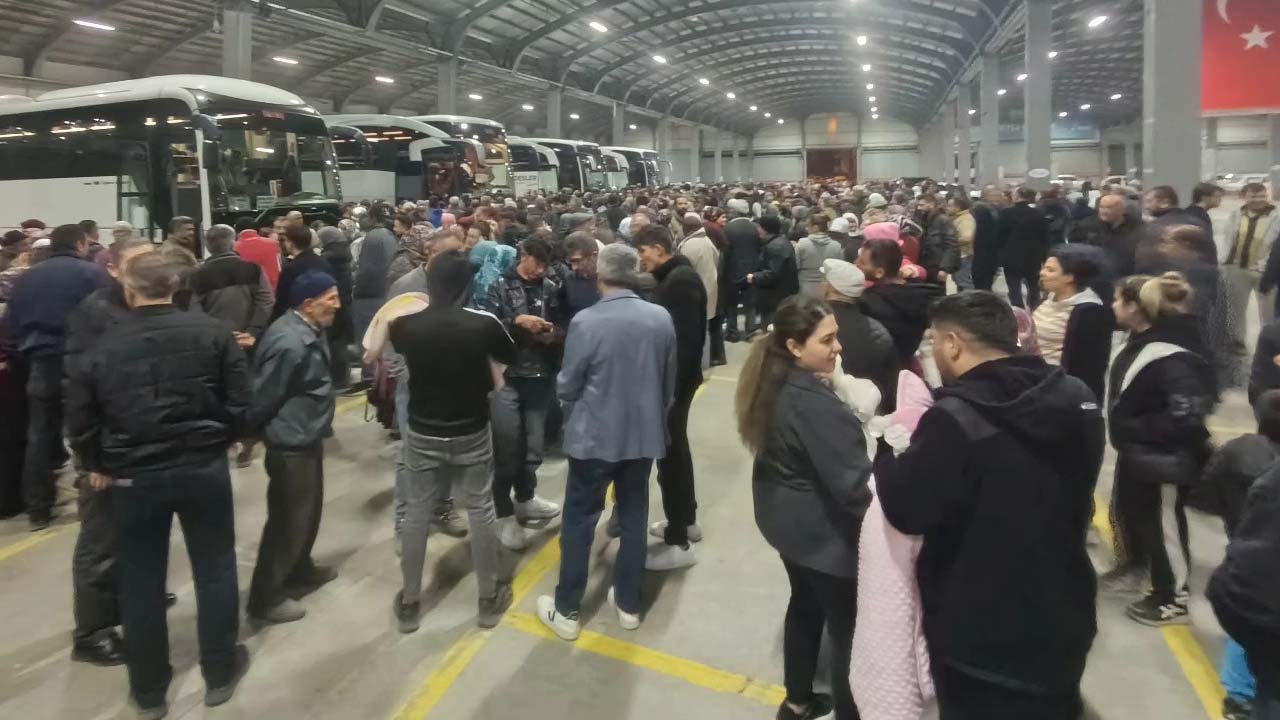 Uşak İl Müftülüğü Umrecileri Dualarla Uğurladı