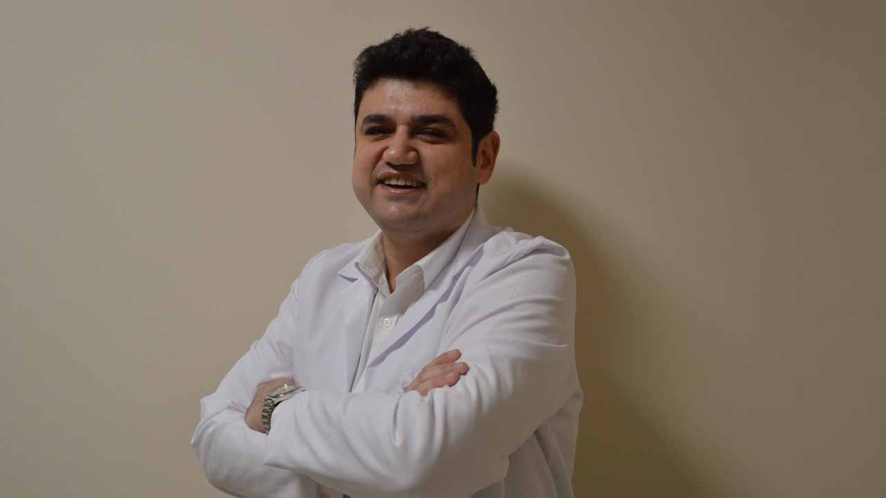 Uşak Eğitim ve Araştırma Hastanesi’nde Çocuk Endokrinolojisi Uzmanı Göreve Başladı