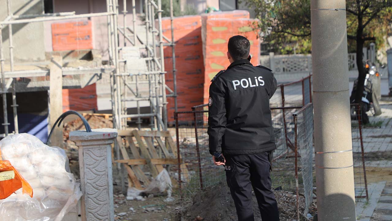 İnşaatın 2. katından düşen işçi öldü