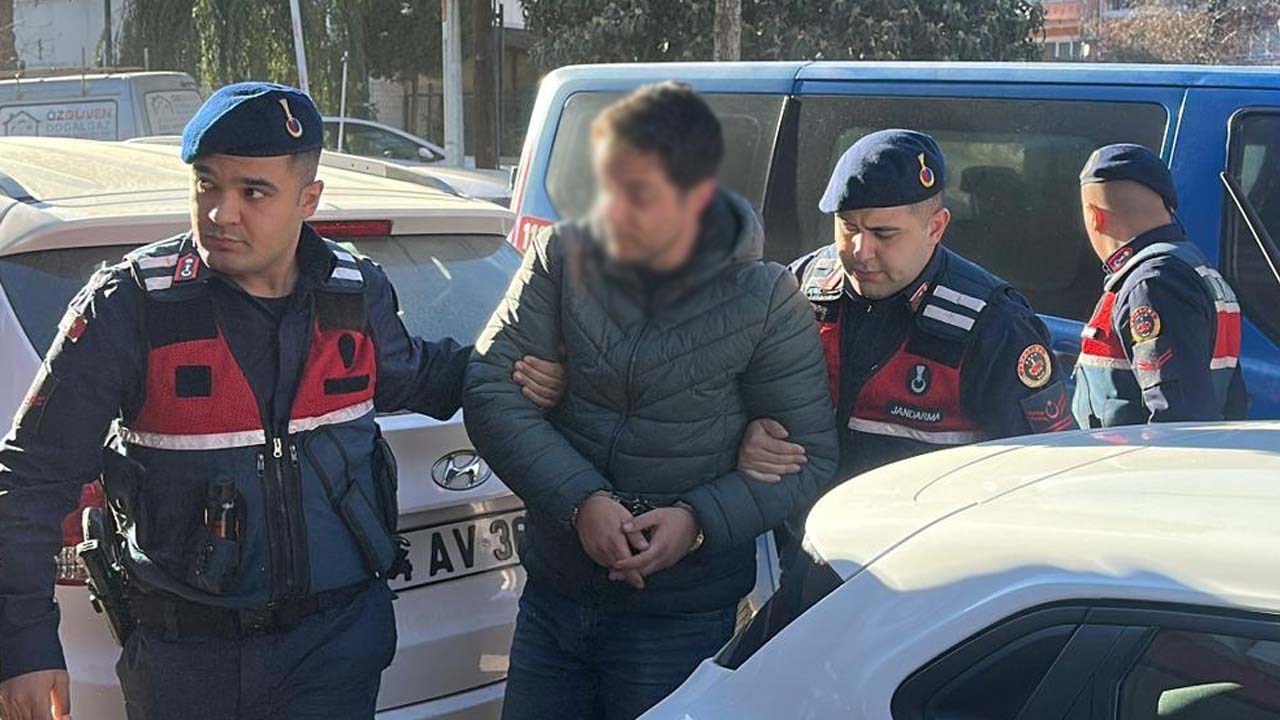 Eşme'de 3 yayanın öldüğü kazadaki otomobil sürücüsü tutuklandı