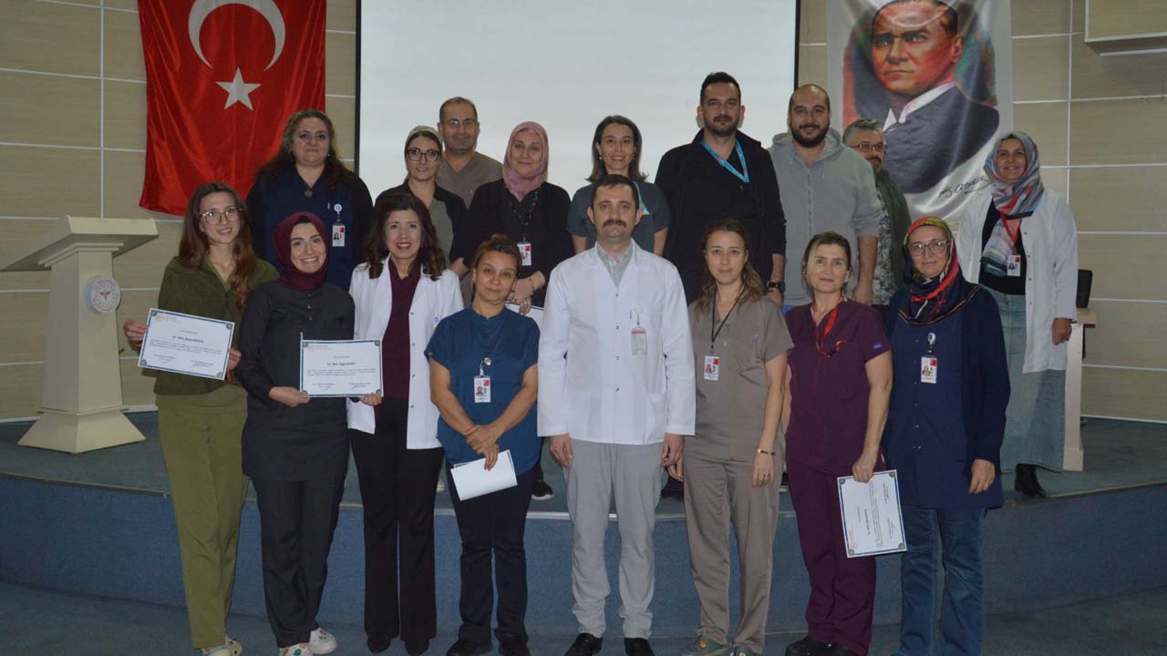 Uşak Eğitim ve Araştırma Hastanesi’nden Sağlıkta Kalite Hamlesi