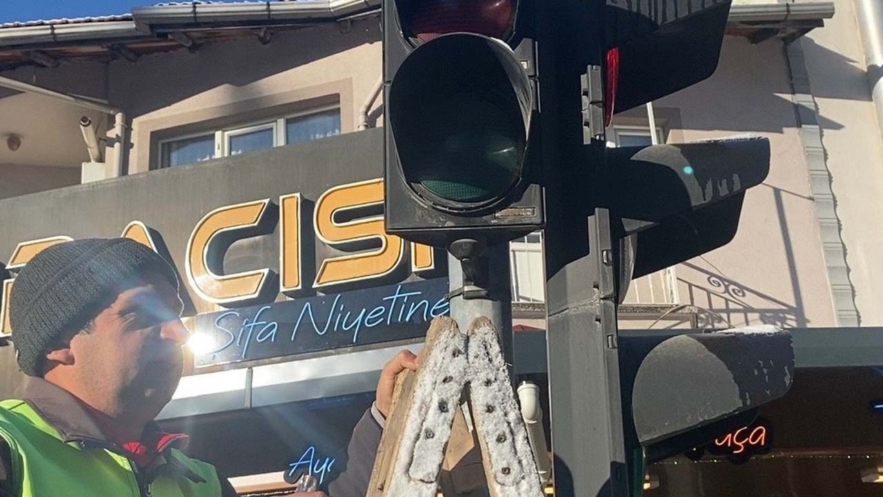 Uşak’ta Trafik Sinyallerine Kapsamlı Bakım