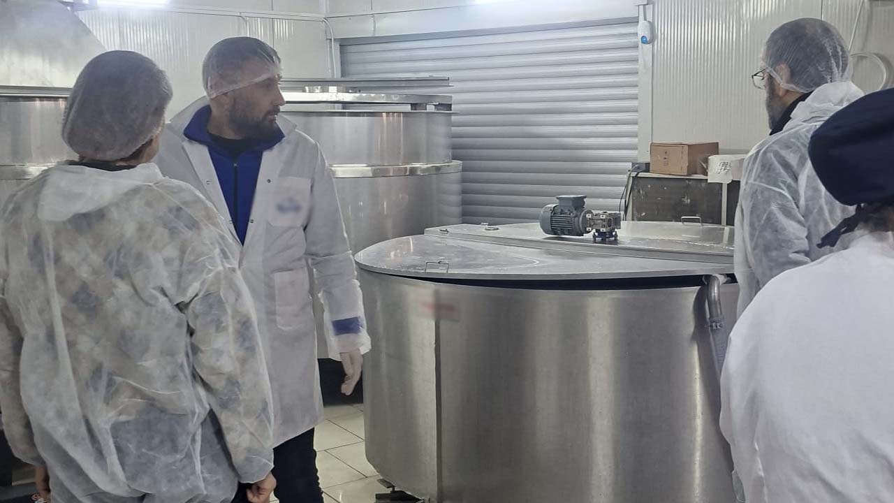 Uşak’ta Süt İşleme Tesisleri Tek Tek Kontrol Edildi