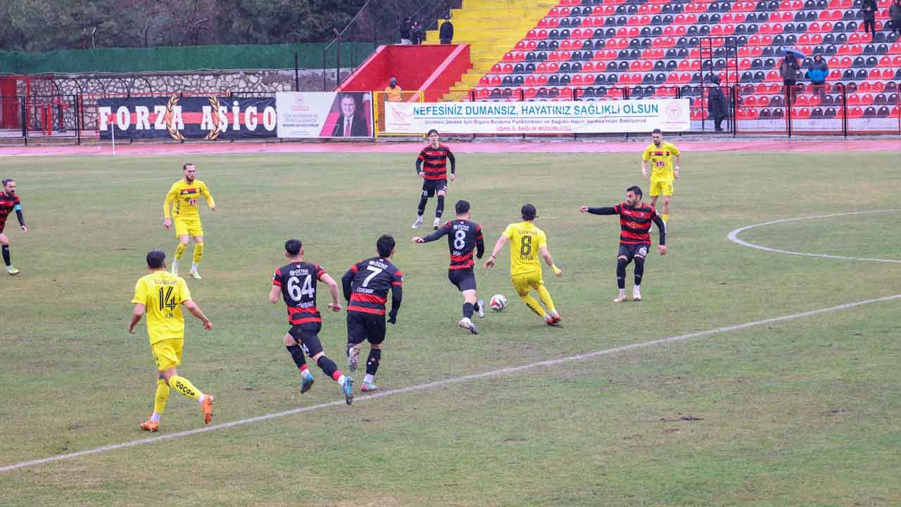 Oktaş Uşakspor Evinde Güçlü Rakibine Direnemedi