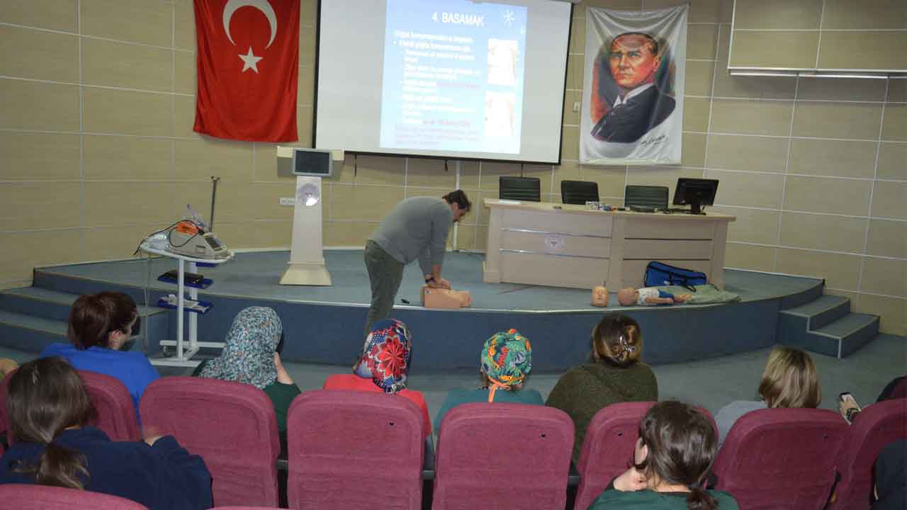 Uşak'ta acil durumlarda hızlı müdahale konuşuldu