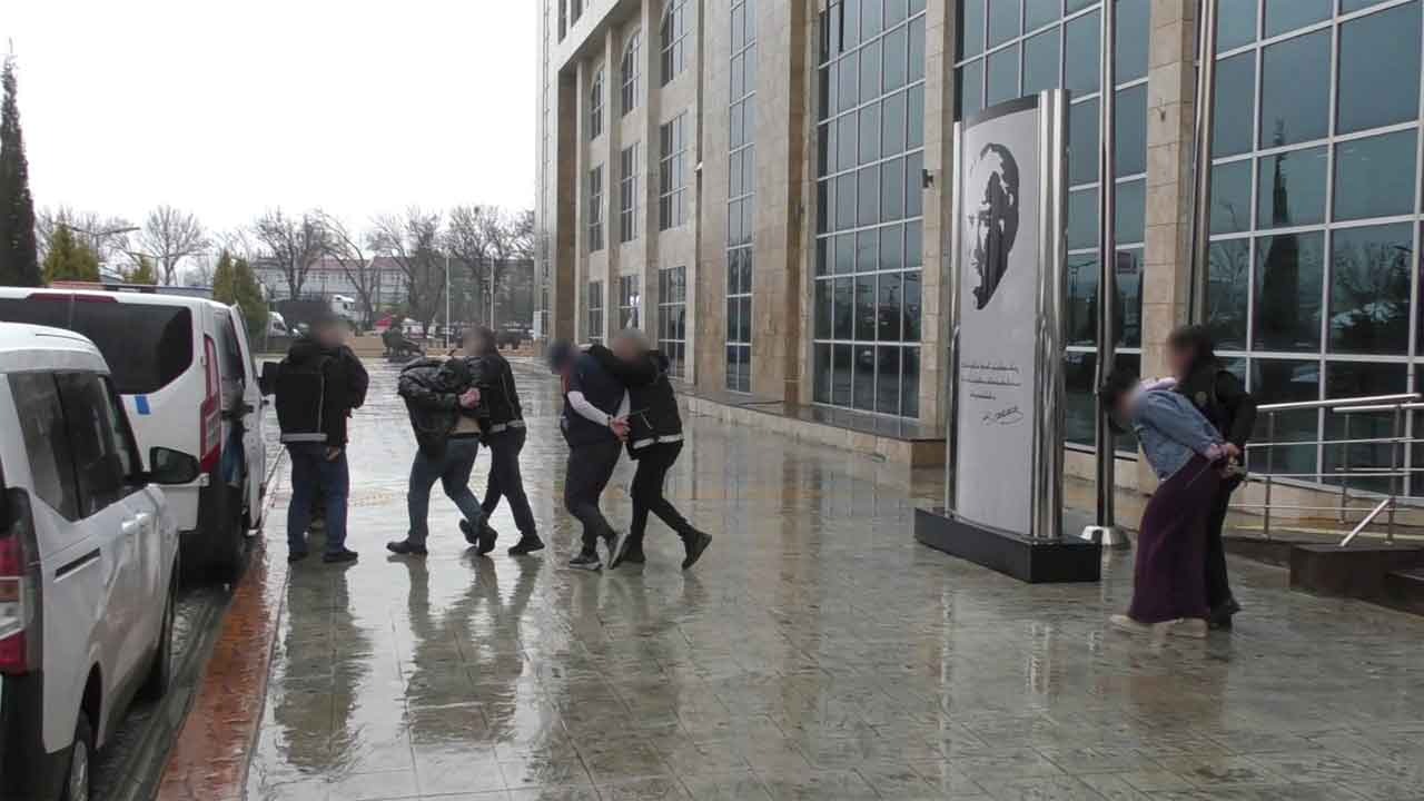 Uşak’taki uyuşturucu operasyonunda 5 kişi tutuklandı