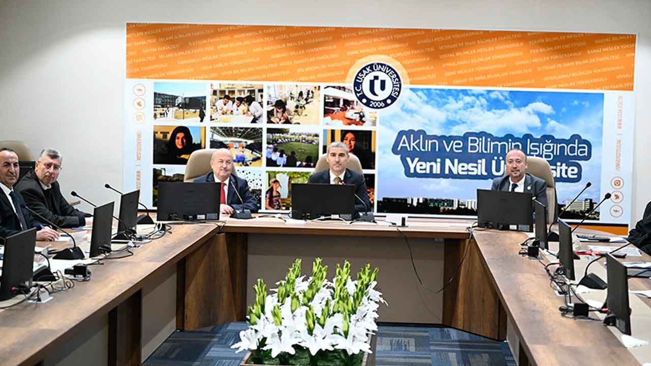 Uşak'ta Üniversite Güvenlik Tedbirleri Toplantısı