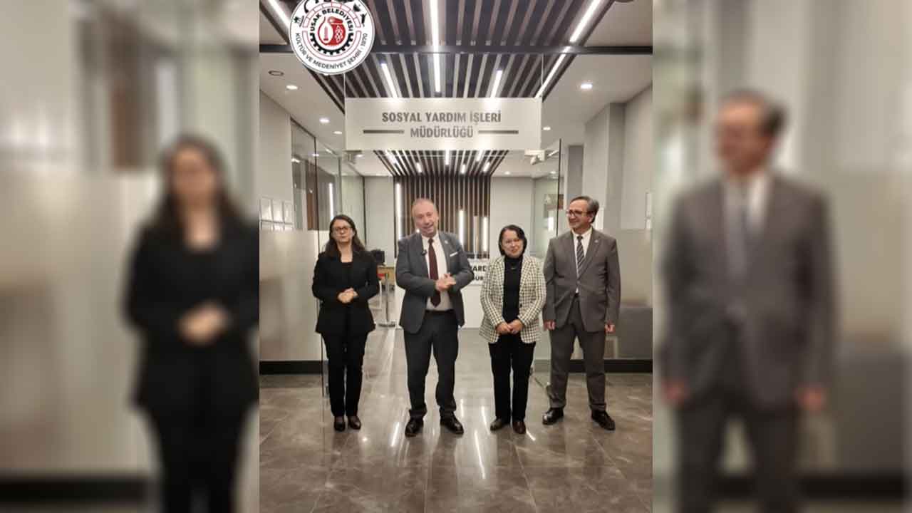 Uşak Belediyesi  “Askıda Fatura” uygulamasını başlattı