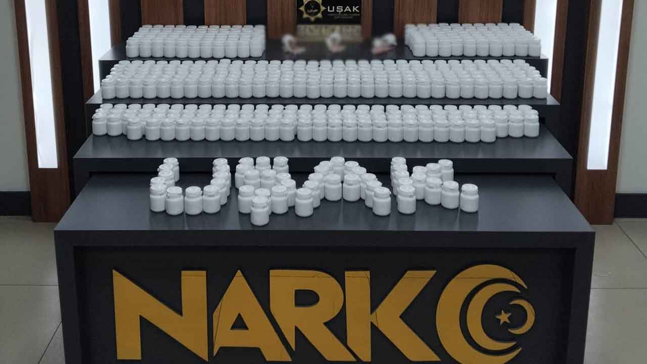 Uşak'ta 3 ayrı uyuşturucu operasyonu: 7 kişi yakalandı