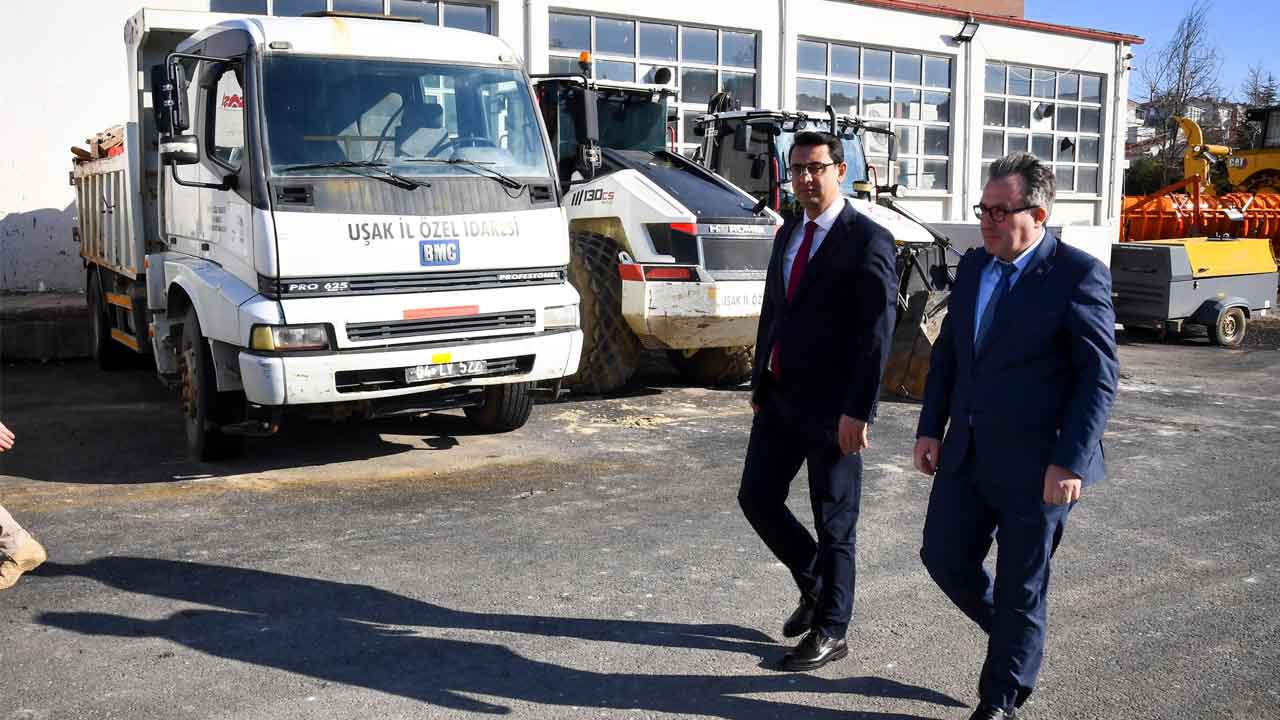 Uşak Valisi Kartal'dan İl Özel İdaresi'ne ziyaret