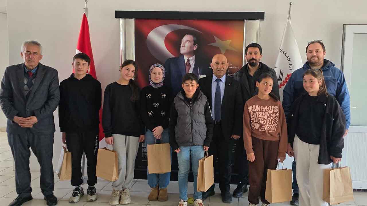 Yayalar Ortaokulu Öğrencilerinden İlçeyi Gururlandıran Başarı