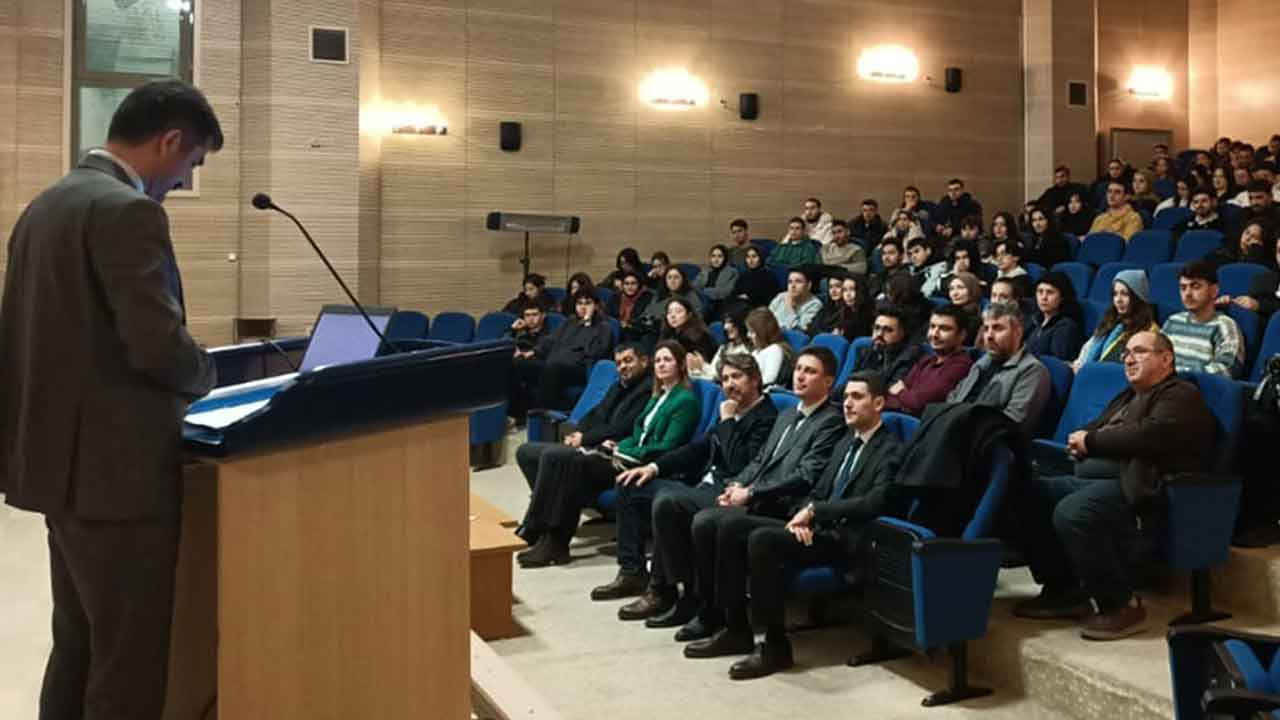 Uşak Üniversitesi’nde Önemli Bilgilendirme Toplantısı