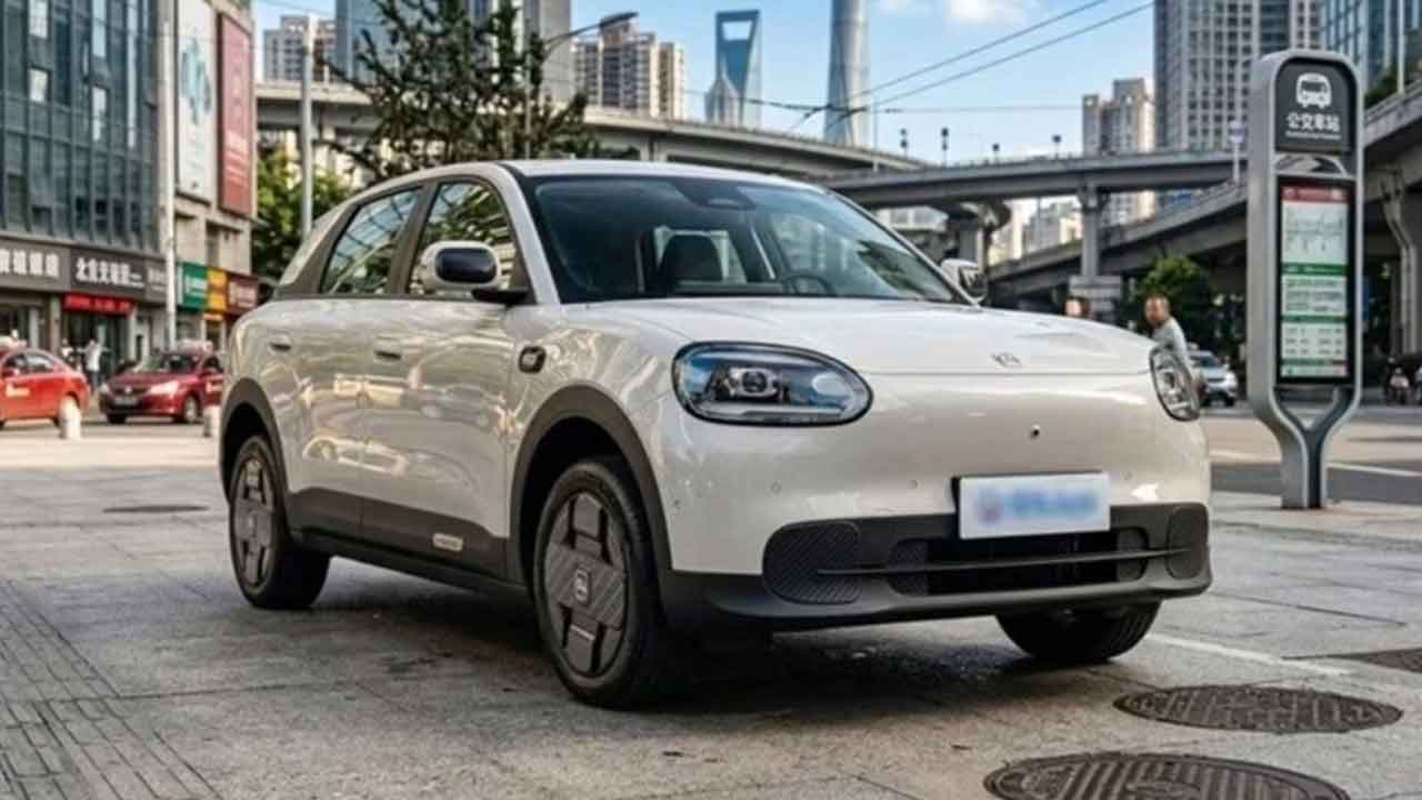 Daha Yollara Çıkmadan 30 Bin Sipariş Aldı: Uygun Fiyatlı Elektrikli Otomobil Geliyor