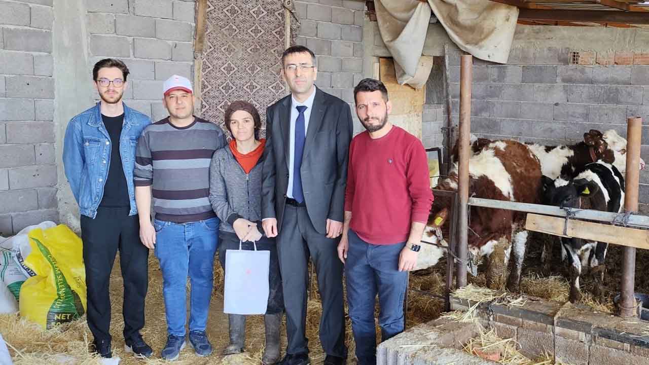 Uşak'ta Cuma Buluşmaları Sahada Sürüyor