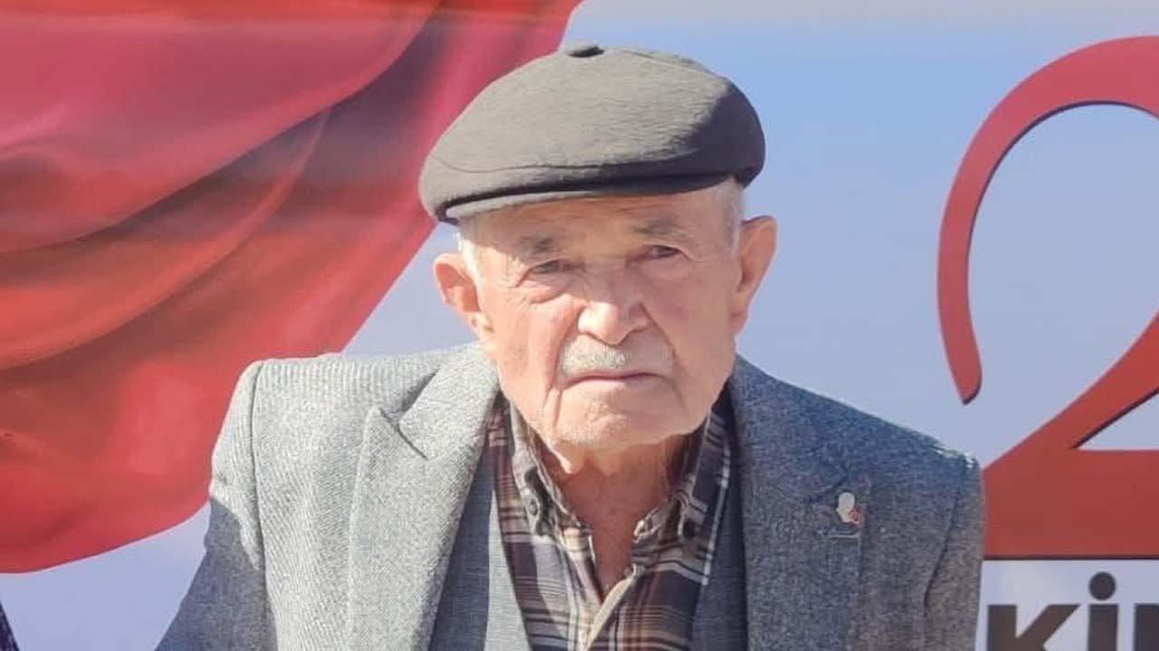 Uşak’ta Şehit Babası Ahmet Turgut'tan Acı Haber