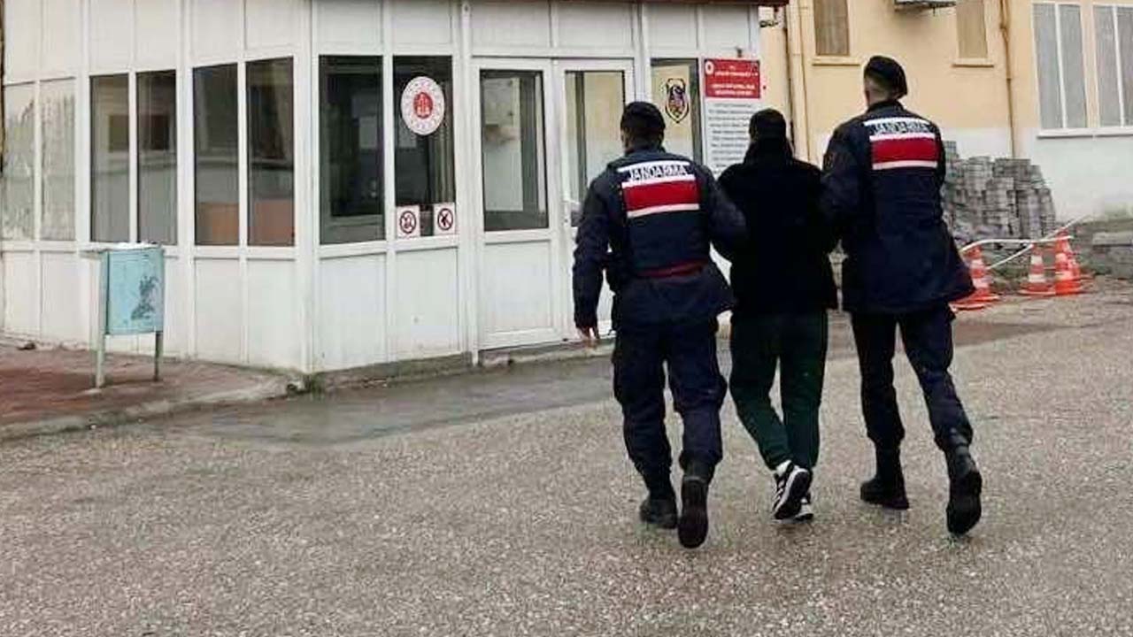 Uşak’ta Zehir Tacirini Jandarma Paketledi