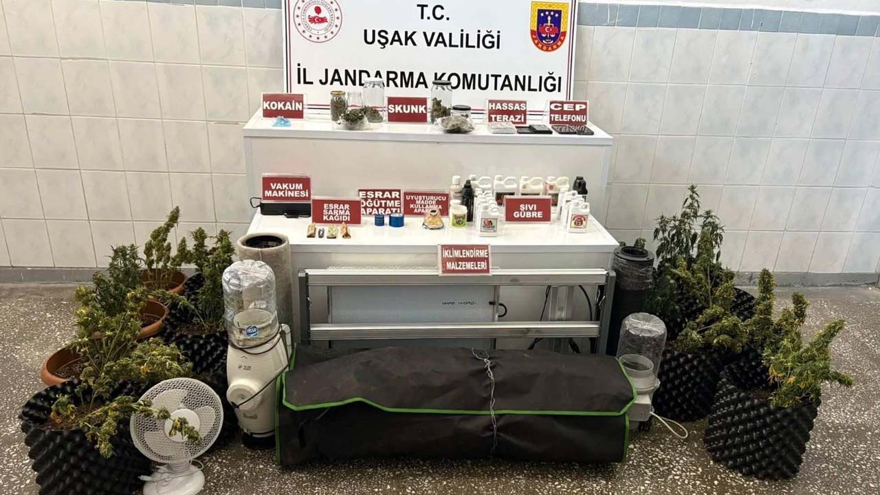 Uşak'ın iki mahallesinde uyuşturucu operasyonu