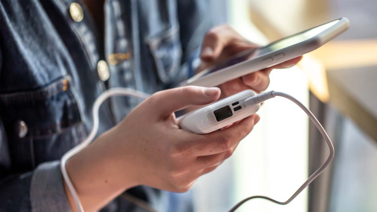 5G Telefon Şarjını Hızlı Mı Bitiriyor?
