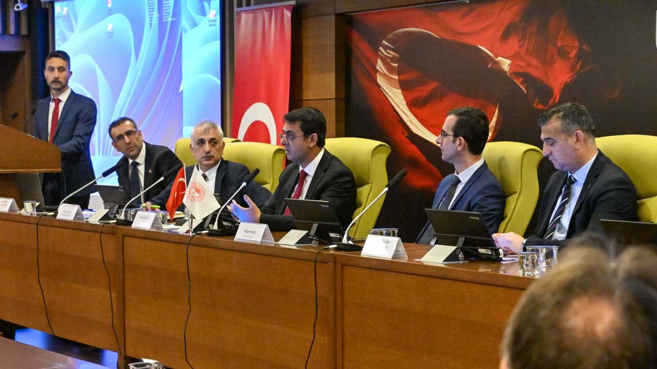 Uşak’ta Su Yönetimi Masaya Yatırıldı