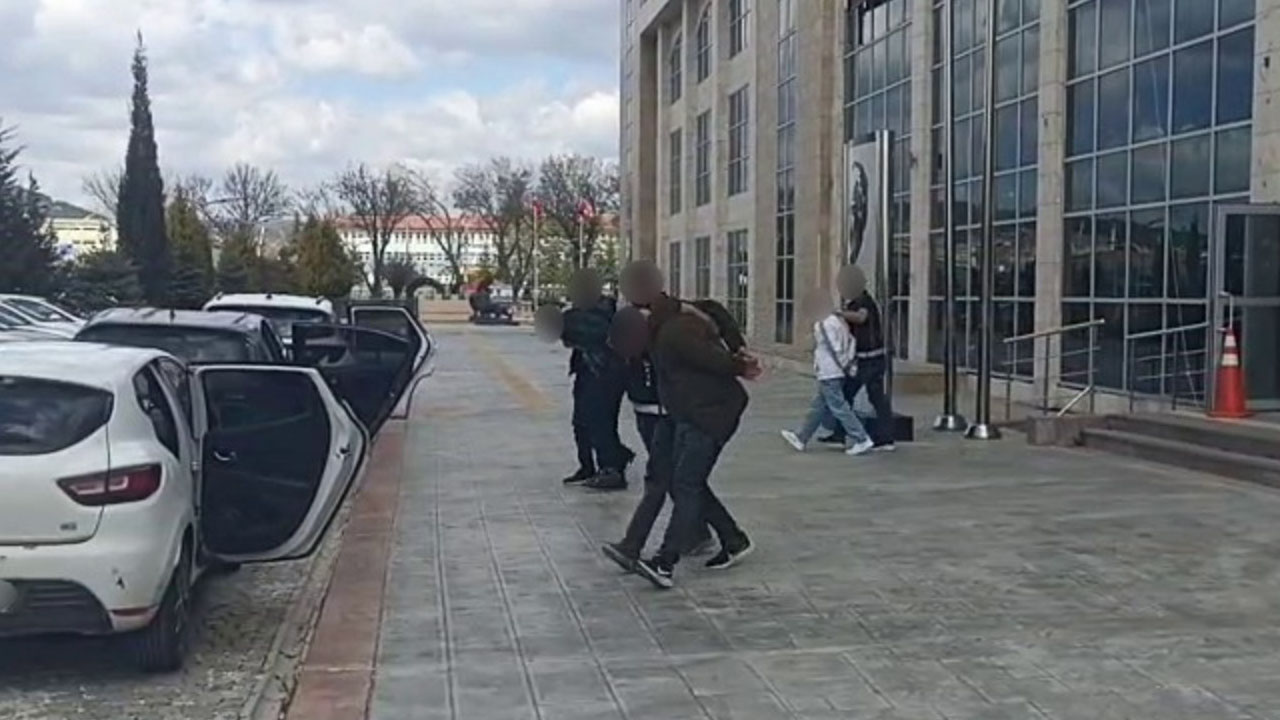 Uşak’taki uyuşturucu operasyonunda 3 şüpheli tutuklandı