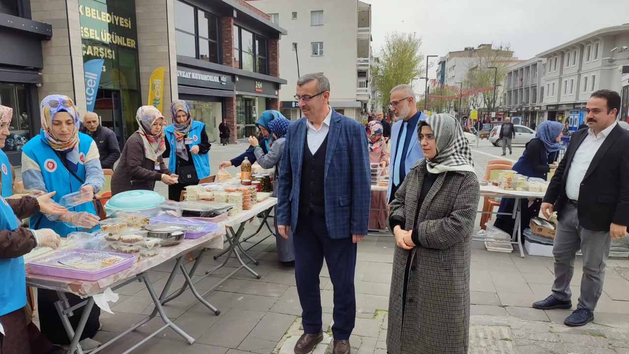 Uşak’ta Dayanışma Örneği, Gençler İçin Seferberlik Başladı