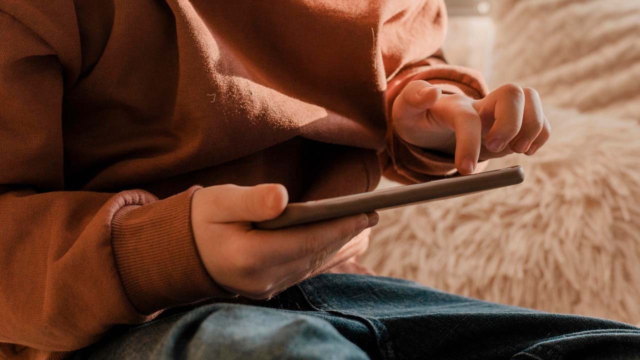 18 Yaş Altına Özel Çocuk Hattı Geliyor