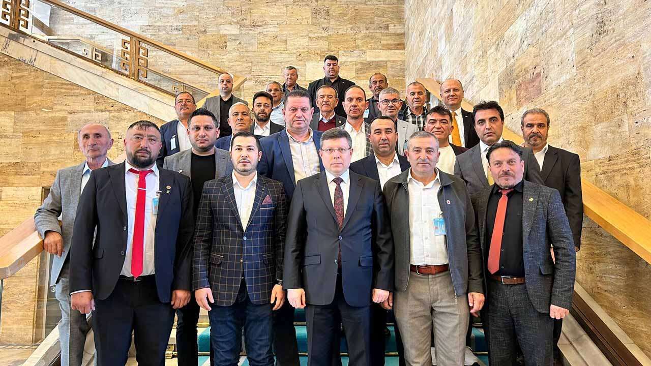 Fahrettin Tuğrul, Teşkilat Üyelerini TBMM’de Misafir Etti