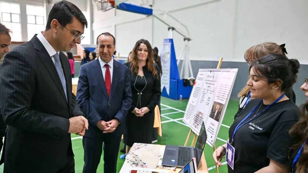 Uşak Fen Lisesi Öğrencilerinden Dikkat Çeken 19 Proje
