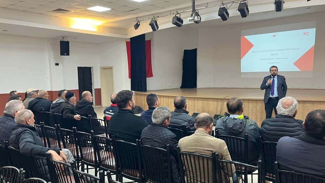 Eşme ve Karahallı’da Hibe Destekleri Bilgilendirme Toplantısı