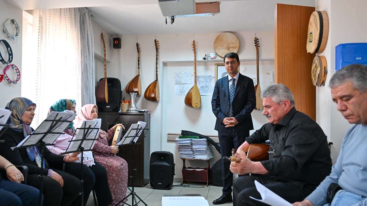 Vali Kartal’dan Toplum ve Ruh Sağlığı Merkezine Ziyaret
