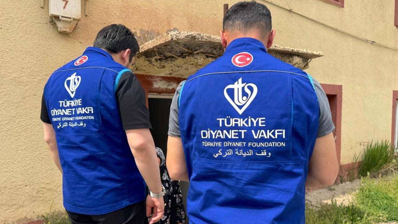 Türkiye Diyanet Vakfı Uşak'ta 1671 Kurban Hissesi Dağıttı