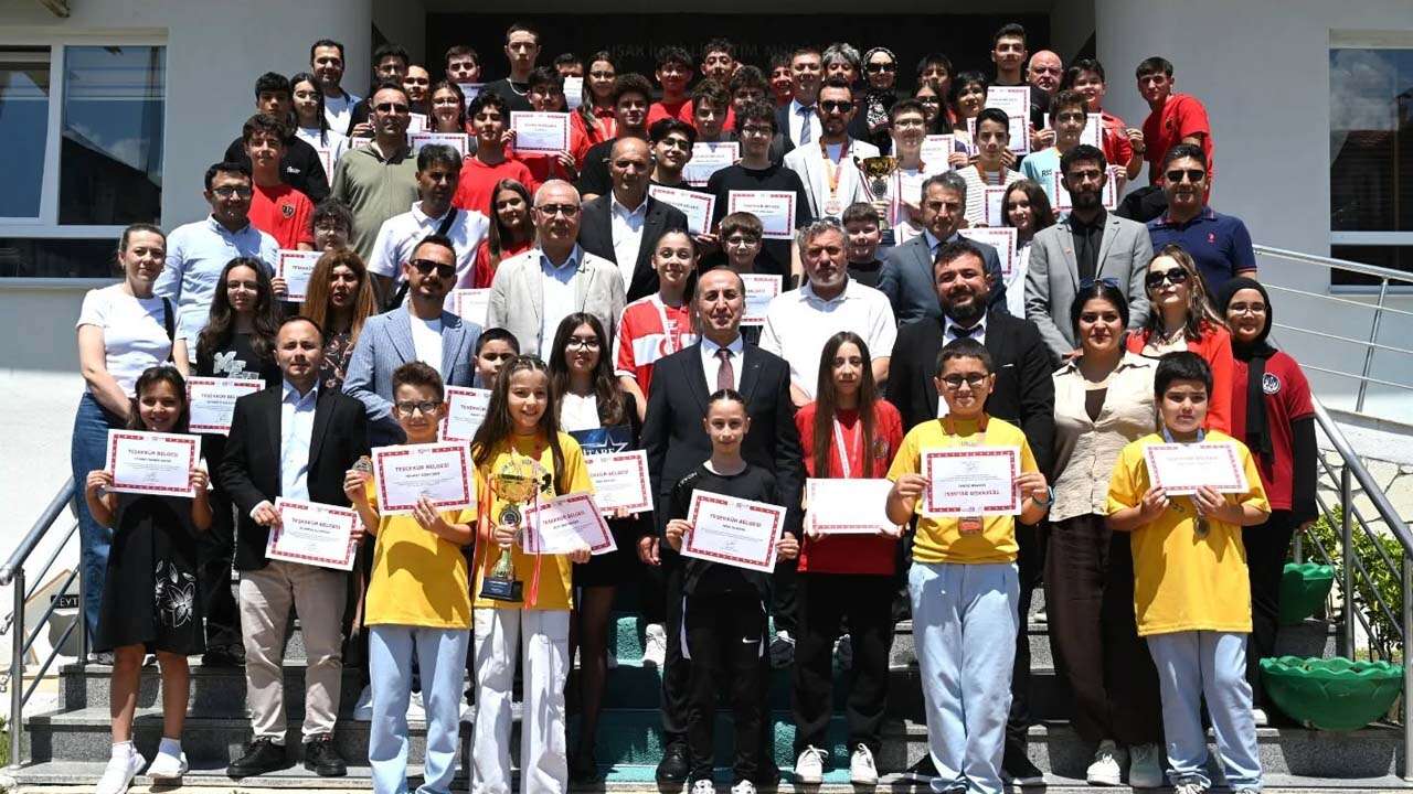 Uşak’ın Gurur Tablosu, Bilimden Spora Türkiye Dereceleri
