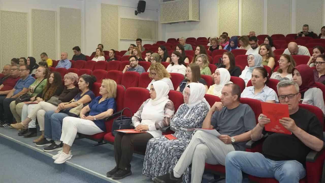 Uşak İl Sağlık Müdürlüğü’nde Temel İş Sağlığı ve Güvenliği Eğitimi Düzenlendi