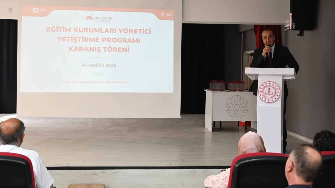 Uşak’ta Eğitim Kurumları Yönetici Yetiştirme Programı Tamamlandı