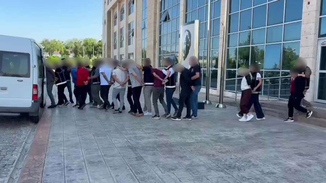 Uşak’ta Peş Peşe Operasyon, 16 Kişi Cezaevine Gönderildi
