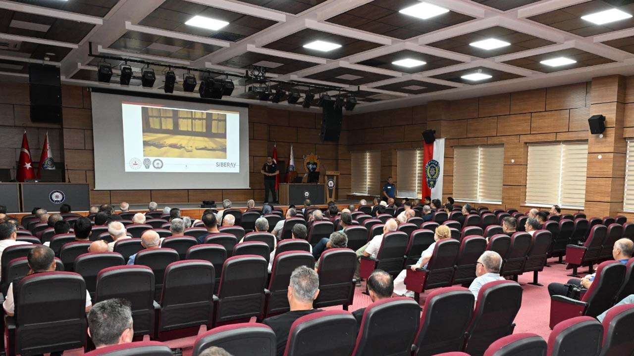 Uşak Emniyeti’nden Silah Güvenliği Semineri