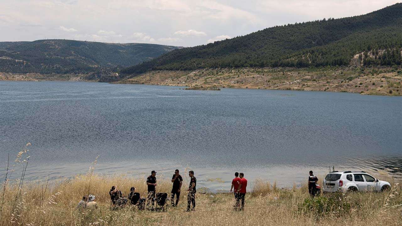 Adıgüzel Barajı'nda Kaybolan Uşaklı Balıkçıdan Acı Haber