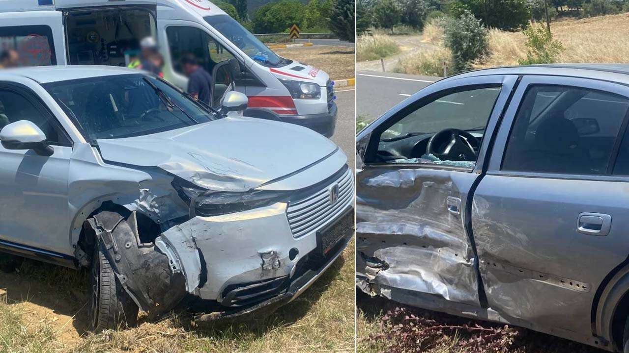 Banaz'da cip ile otomobil çarpıştı, 6 kişi yaralandı