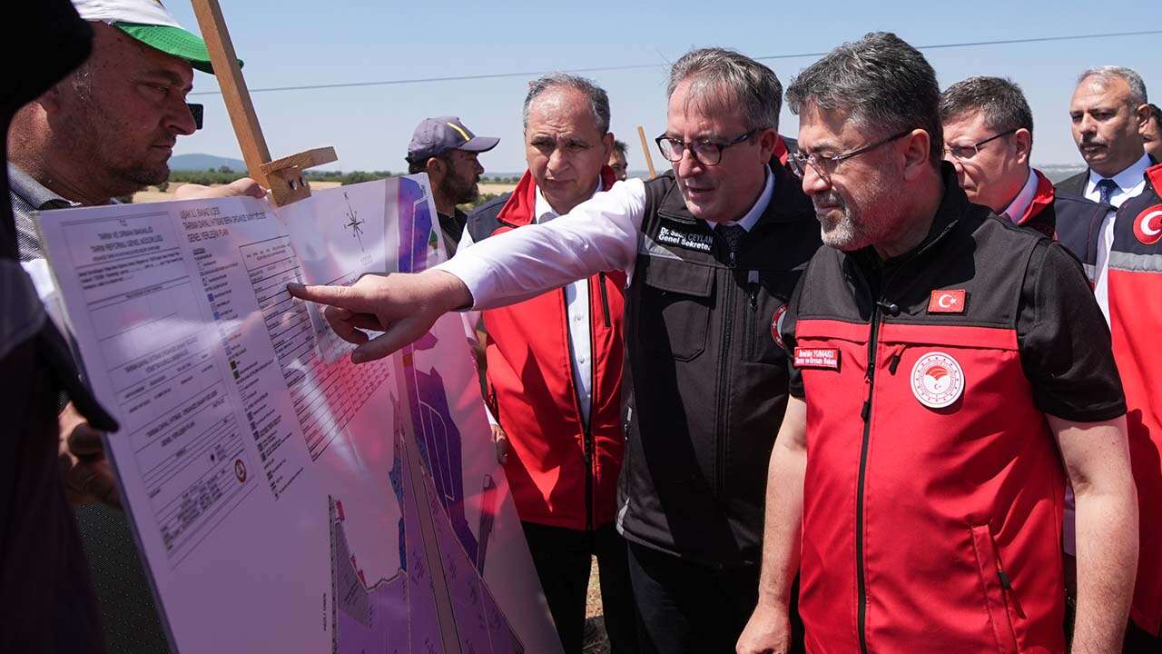 Banaz Jeotermal Sera Organize Tarım Bölgesi'ne 12 Milyar Liralık Yatırım Yapılacak