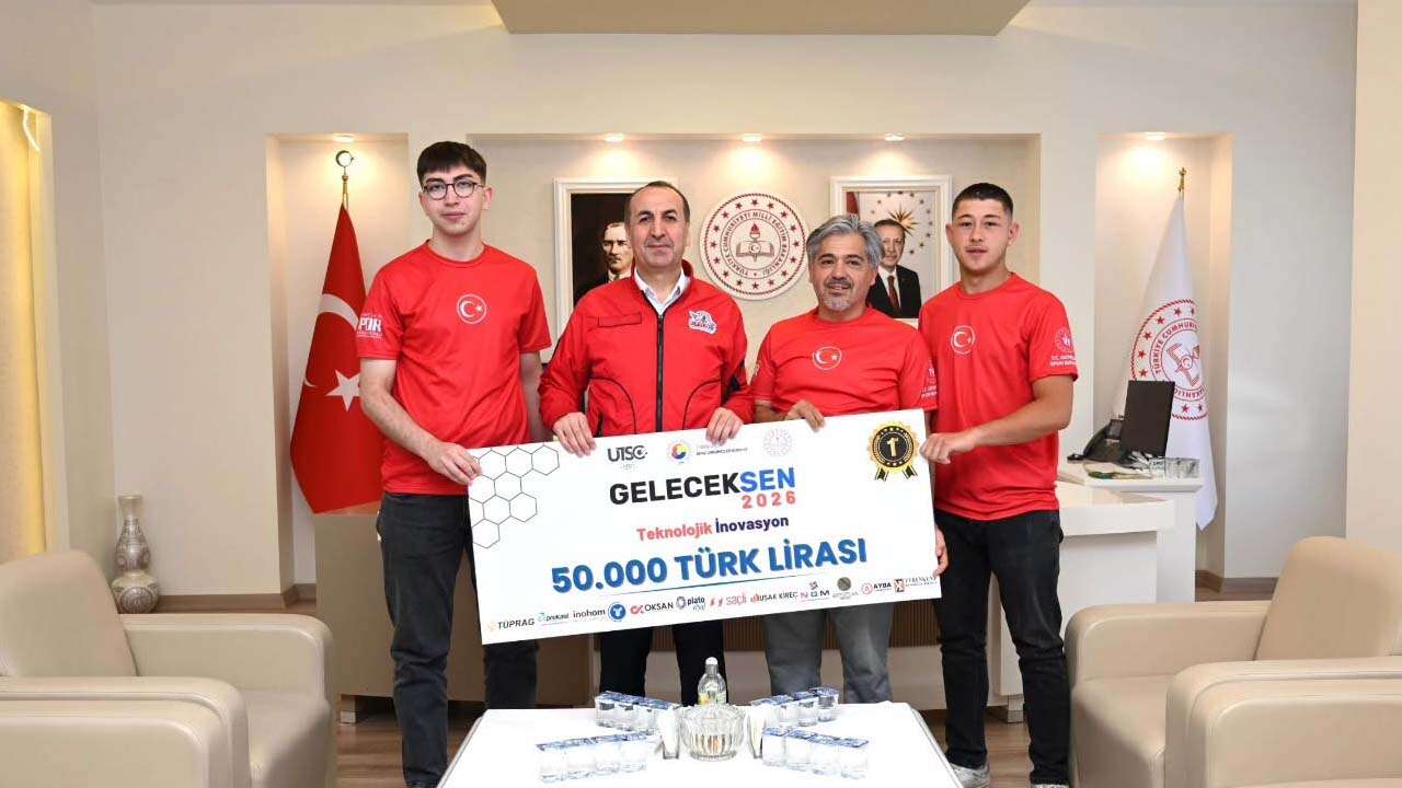 Uşaklı Öğrencilerden Teknolojik İnovasyon Başarısı