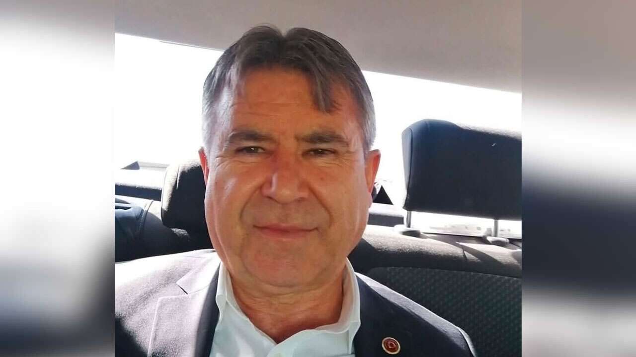 Uşak Belediye Meclis Üyesi Fikret Karahan Vefat Etti