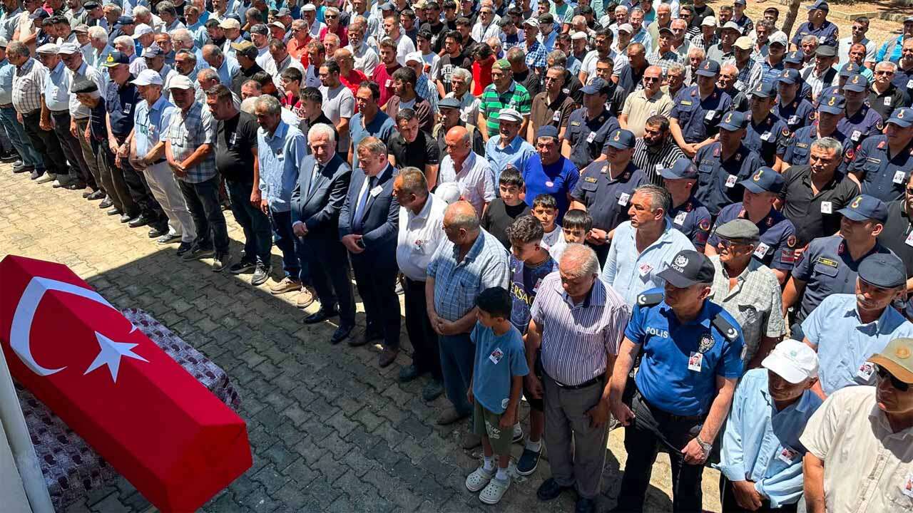 Uzman Çavuş Hasan Samur Uşak'ta Toprağa Verildi