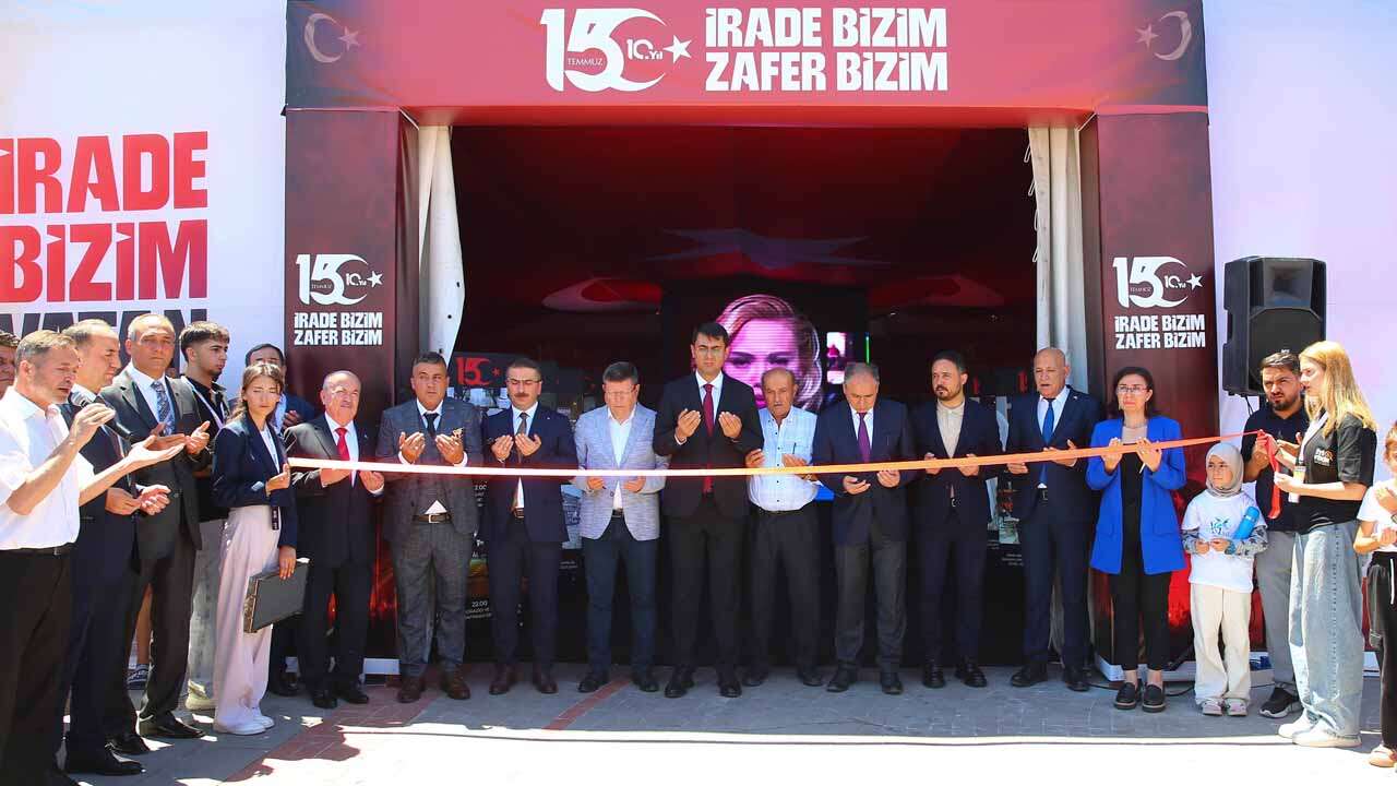 Uşak'ta 15 Temmuz dolayısıyla "Anma ve Deneyimleme Çadırı" kuruldu