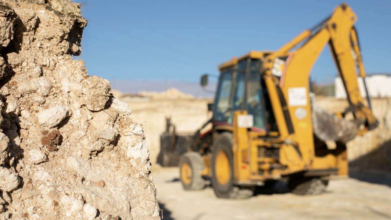 Uşak’ta Yıkılma Tehlikesi Bulunan Yapılar İçin Resmî Süreç Başlatıldı