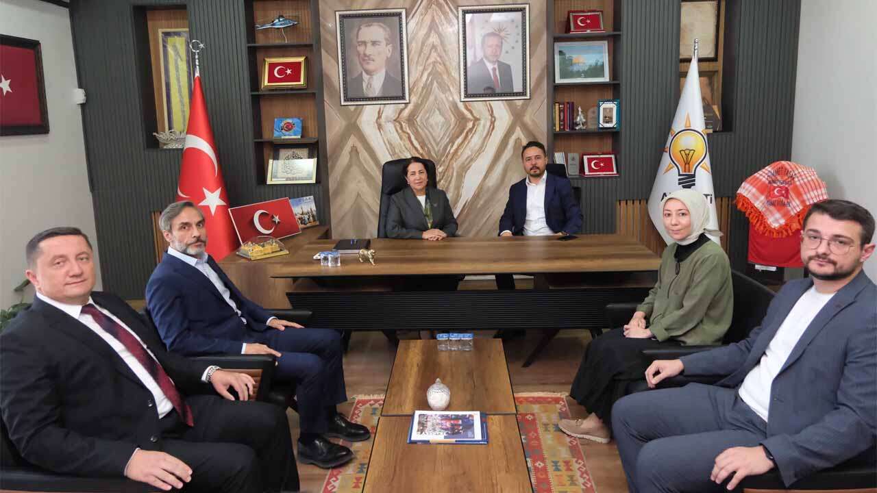 Bakan Yardımcısı Madak Uşak’ta Temaslarda Bulundu