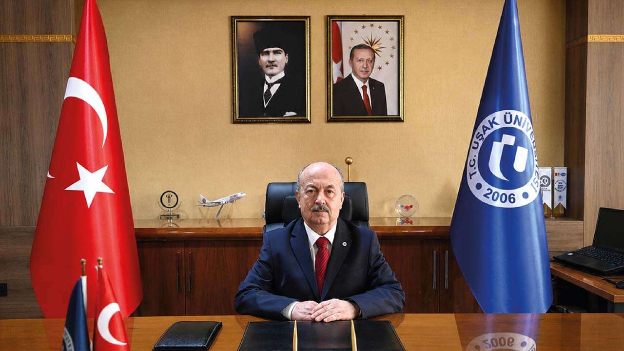 Rektör Demir’den Aday Öğrencilere Çağrı, “Geleceğinizi Uşak’ta Şekillendirin”
