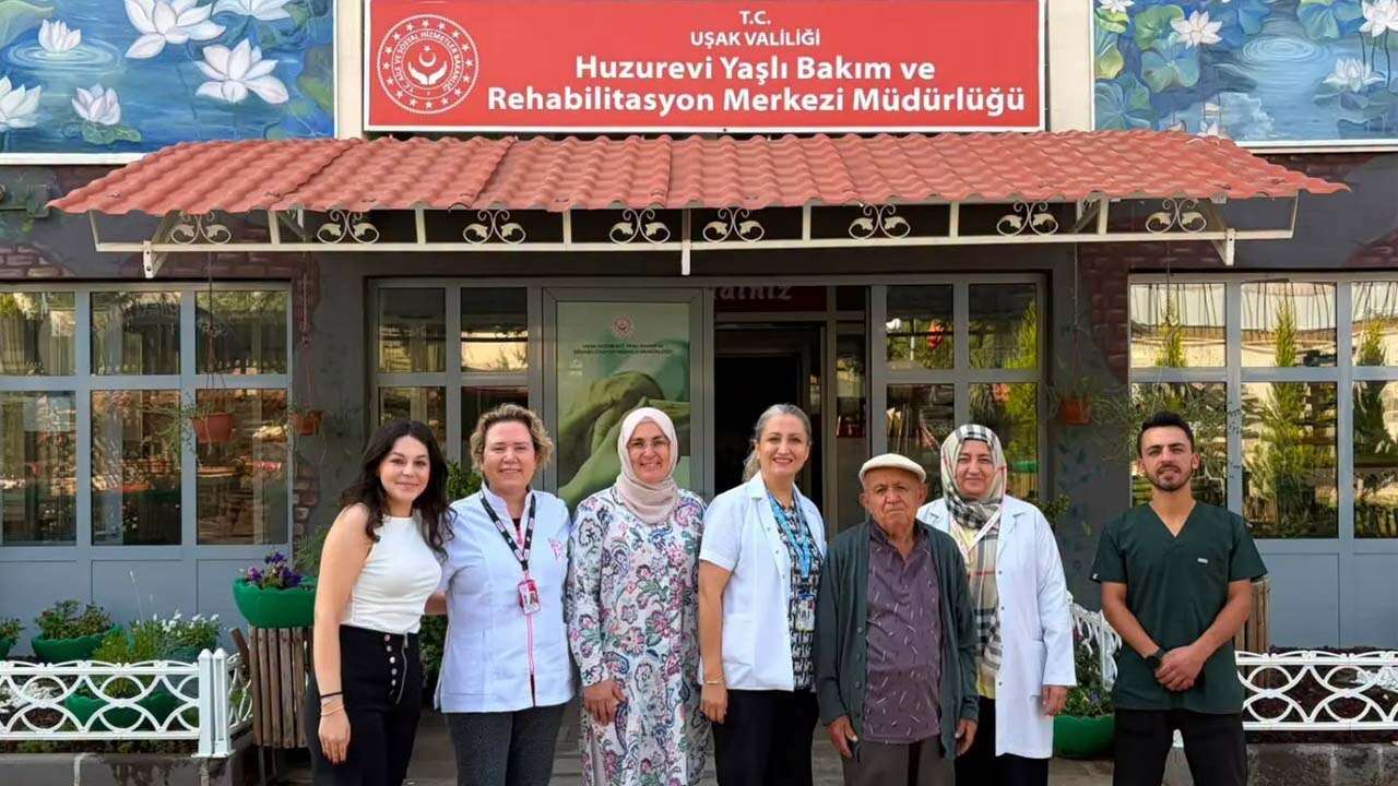 Uşak İl Sağlık Müdürlüğü'nden Huzurevi Sakinlerine Ağız Ve Diş Sağlığı Taraması